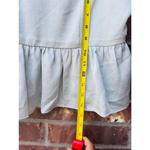 EXPRESS CROP TOP size Medium, new without tag and in excellent condition. - Picture 8 of 8